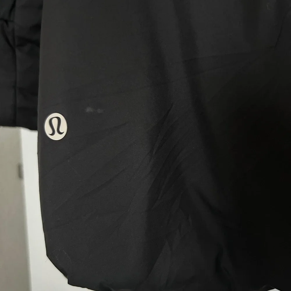 Lululemon Down Jacket Puffer Coat in Black 600 Fill Goose Down Size 12